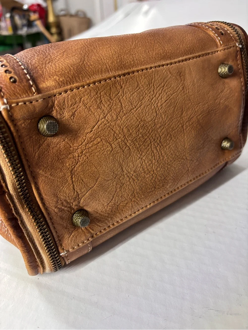 Old Trend Leather Satchel Bag Purse with Removable Strap Cognac Camel